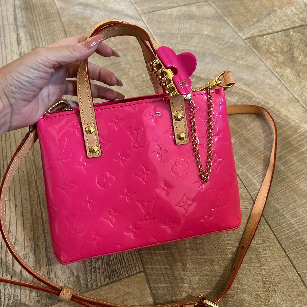 Louis Vuitton Reade PM Pink Vernis